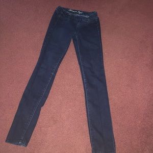 American Eagle dark wash stretch jeans